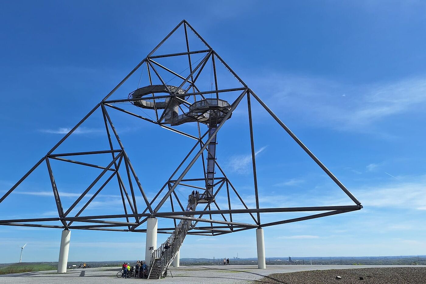 Ansicht des Haldenereignis Emscherblick - Tetraeder