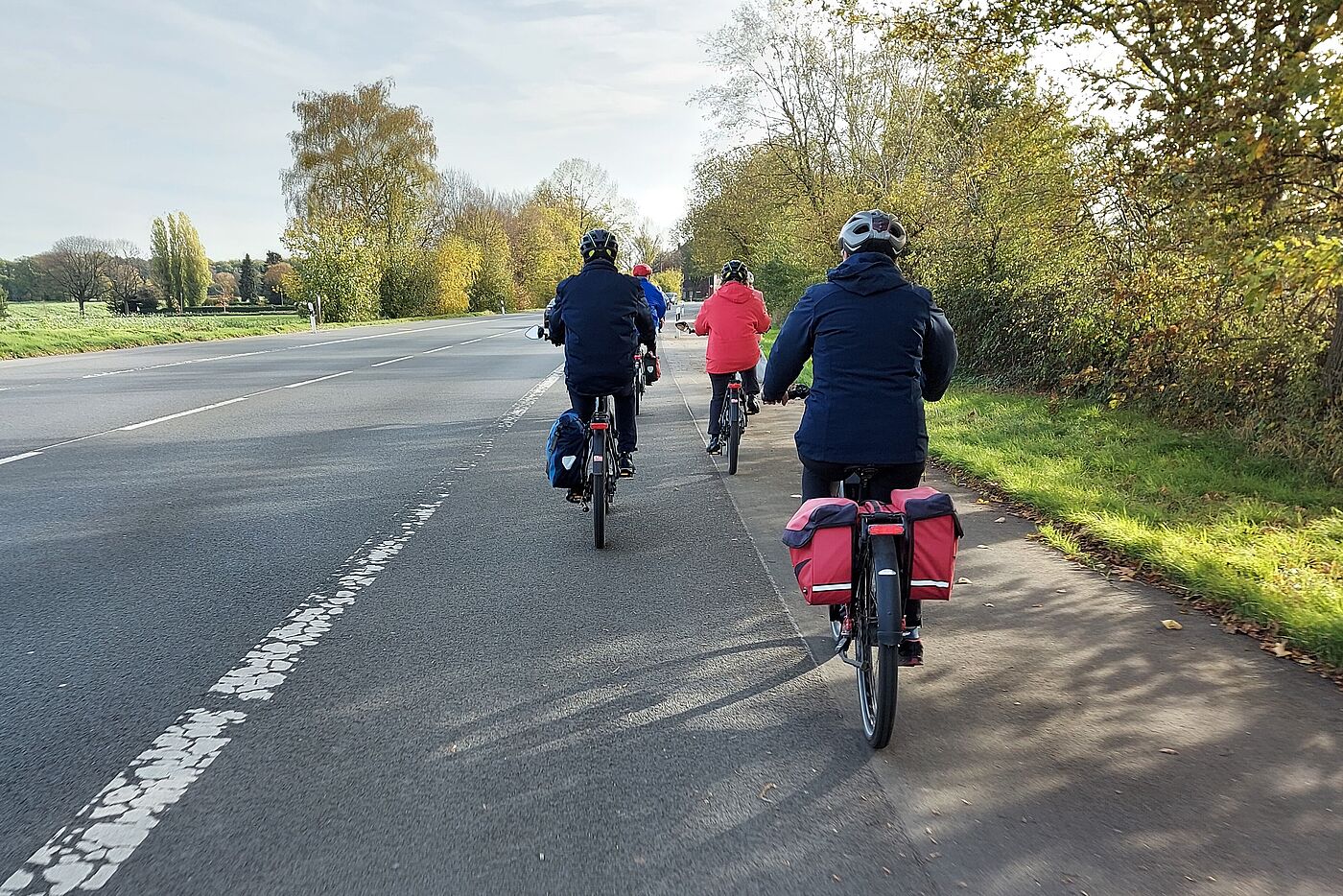 auf der B225 an der Ried