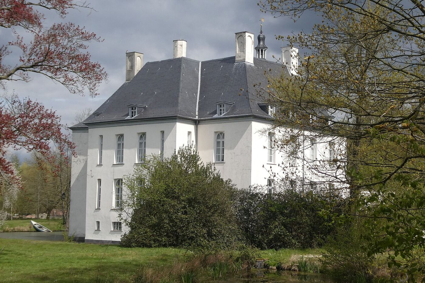 Zum Schloss Gartrop