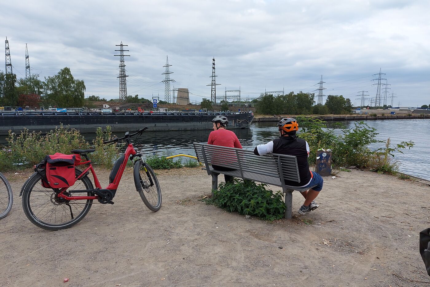 Rückweg am Kanal