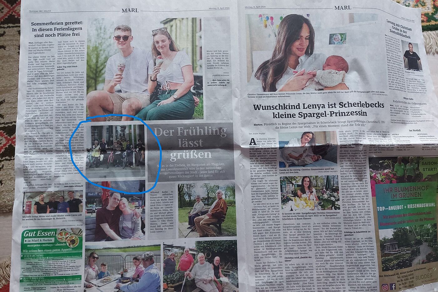 In der Zeitung erscheint sogar ein Foto von unserer Gruppe