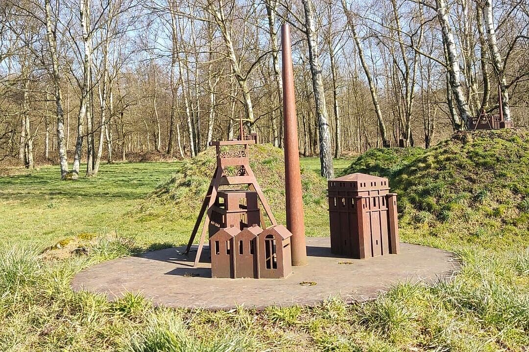 Zechennachbildung aus Cortenstahl