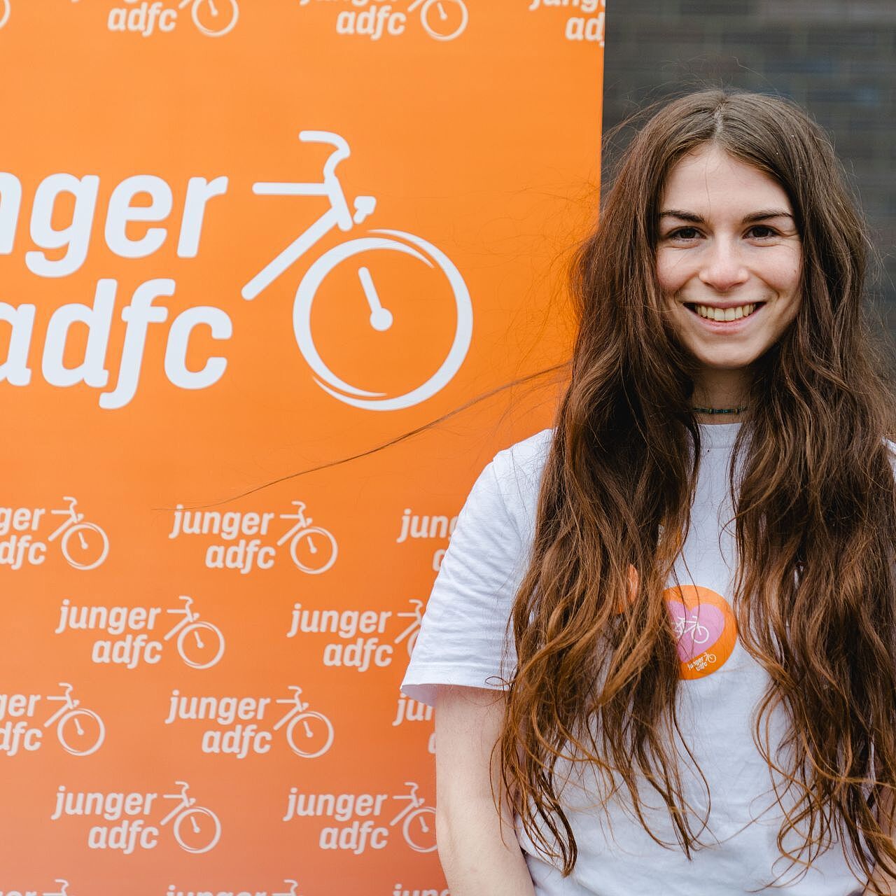 Landesjugendsprecherin Jasmin Azari Die Landesjugendsprecherin des Jungen ADFC NRW Jasmi Azari